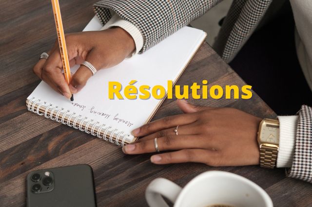 Les résolutions sont devenues courantes dans notre vocabulaire à chaque fin d'année et début d'année. Votre coach vous accompagne pour tenir ces résolutions. 
